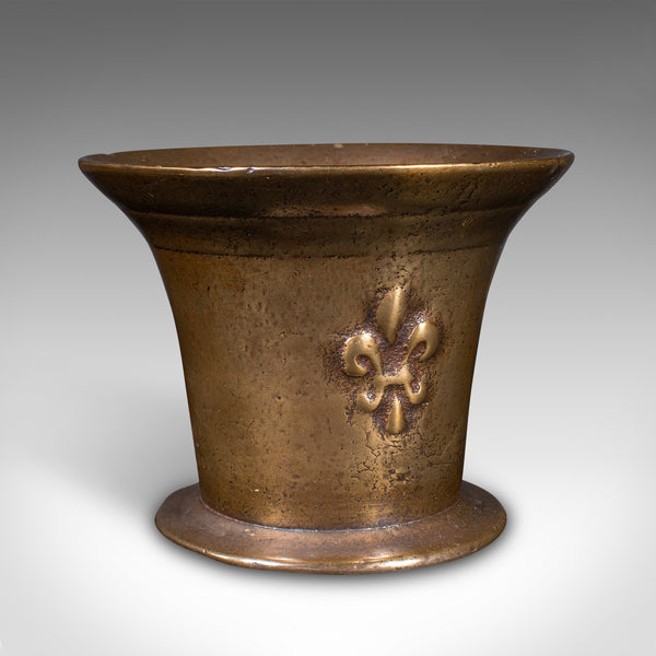 Trio Of Antique Mortars, English, Bronze, Apothecary Pot, William III, C.1700