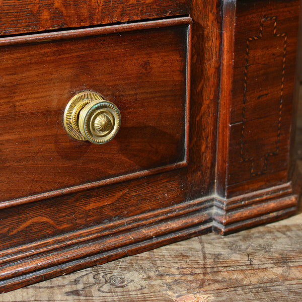 Georgian Corner Cupboard, c.1780 - London Fine Antiques