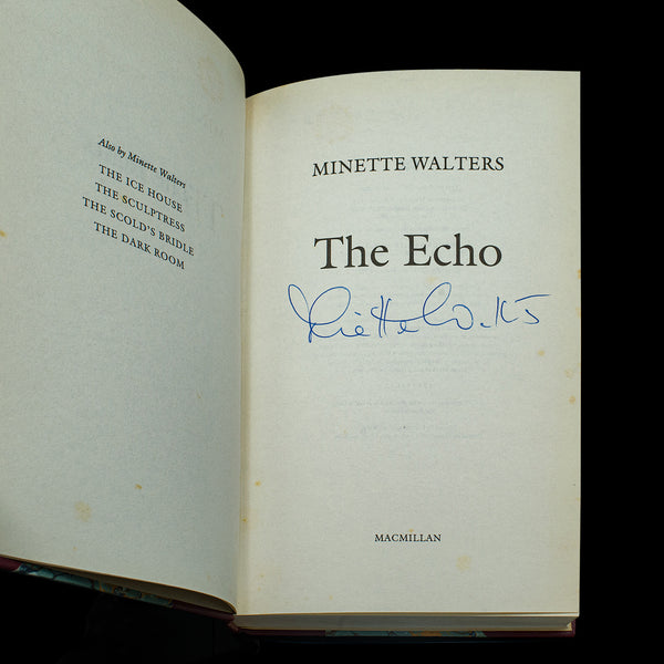 Set Of 6 First Edition Novels by Minette Walters, Signed, English, Hard Bound