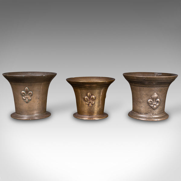Trio Of Antique Mortars, English, Bronze, Apothecary Pot, William III, C.1700