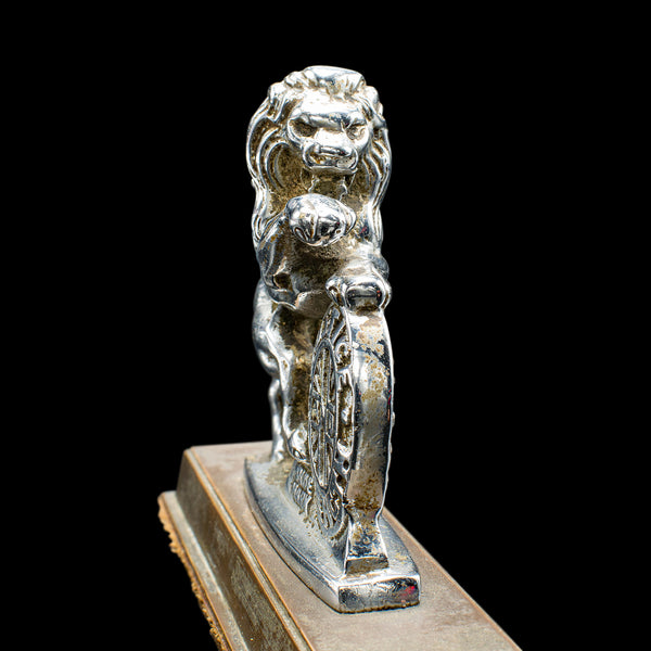 Small Antique Lion Paperweight, English, Animal Figure, Patriotic, Grille Mascot