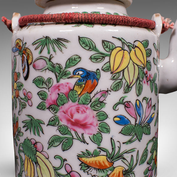 Small Antique Decorative Teapot, Oriental, Ceramic Chá Pot, Wicker Case, C.1920