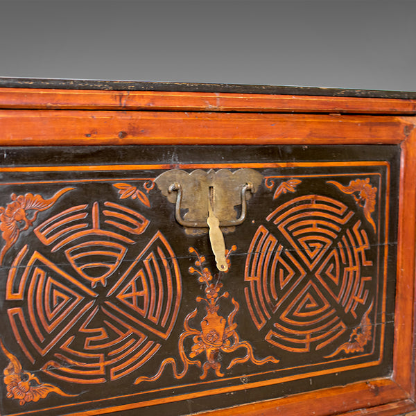 Japanese Antique Chest, Lacquered Pine Trunk, Blanket Box, Late 19th Century - London Fine Antiques