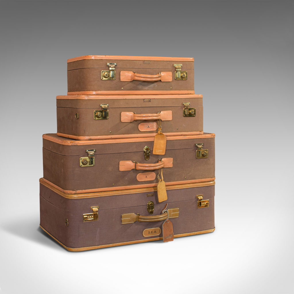 Vintage suitcase set 2025