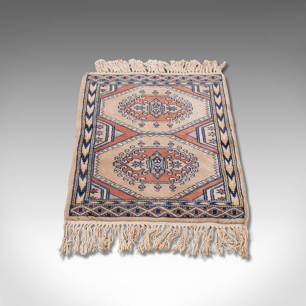Small Vintage Hamadan Rug, Persian, Woollen, Hall, Prayer, Mat, Mid 20th, C.1950