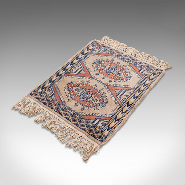 Small Vintage Hamadan Rug, Persian, Woollen, Hall, Prayer, Mat, Mid 20th, C.1950