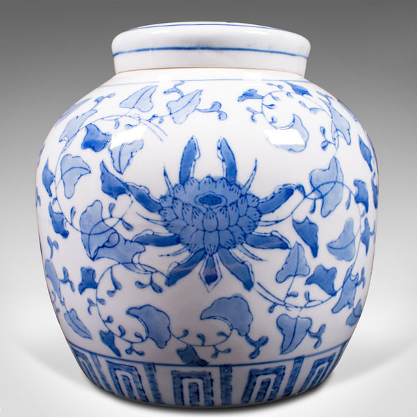 Vintage Decorative Spice Jar, Oriental, Ceramic, Ginger, Tea Caddy, Circa 1940