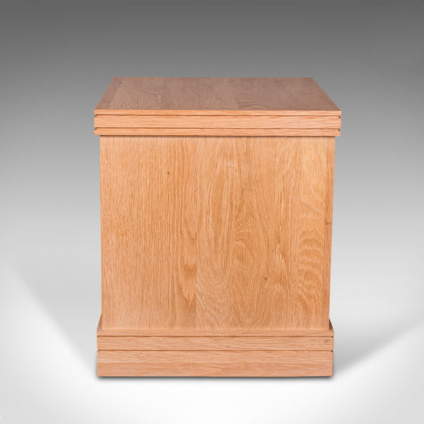 Bespoke, High Quality Specimen Box, English, Oak, Watchmaker, Collector Cabinet