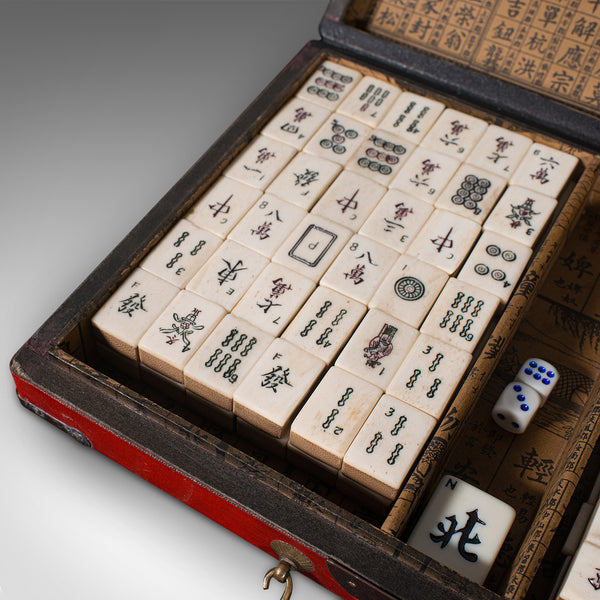 Vintage Mahjong Set, Chinese, Oriental Gaming Case, Late 20th Century, Mah-jongg