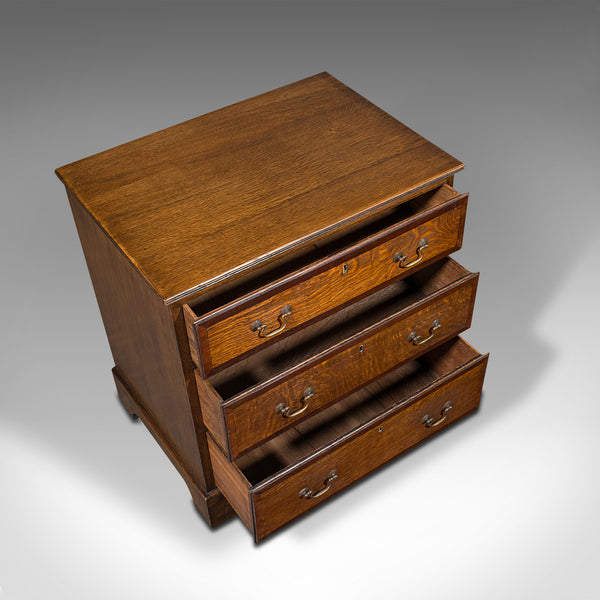 Antique Compact Chest Of Drawers, English, Oak, Bedside Cabinet, Georgian, 1800