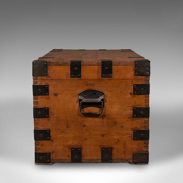 Antique Mercantile Chest, English, Pine, Shipping Trunk, Tin Lined, Victorian