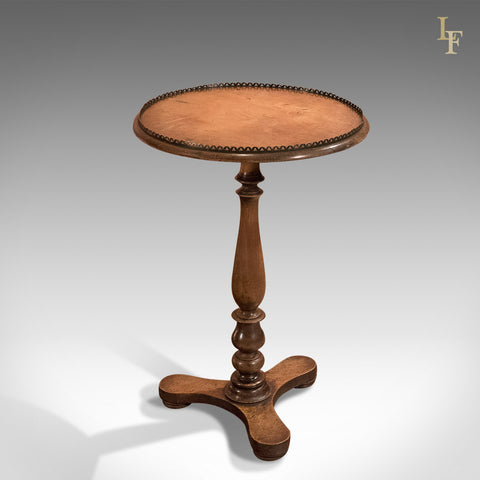 Antique Club Table, Regency Walnut c.1820 - London Fine Antiques