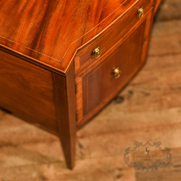 Late Victorian Bow Fronted Sideboard, c.1900 - London Fine Antiques