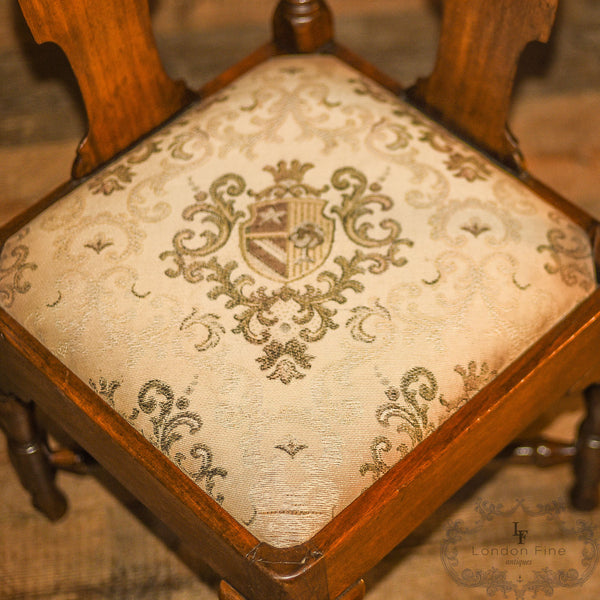 Late Georgian Corner Elbow Chair, c.1790 - London Fine Antiques