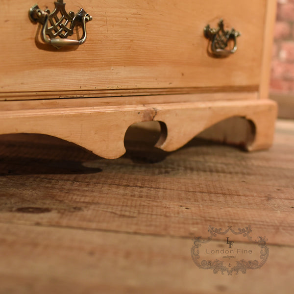Victorian Pine Chest of Drawers, c.1900 - London Fine Antiques