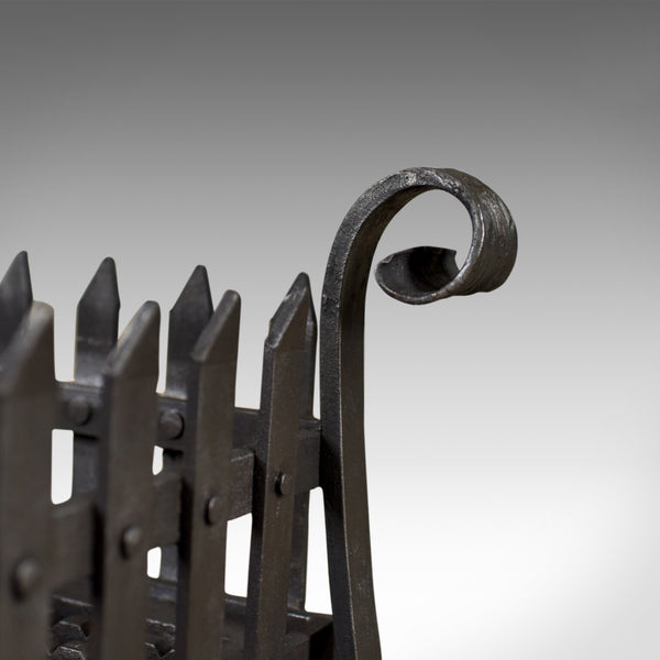 Cast Iron Fire Basket in Georgian taste, Free Standing Fireplace Grate - London Fine Antiques
