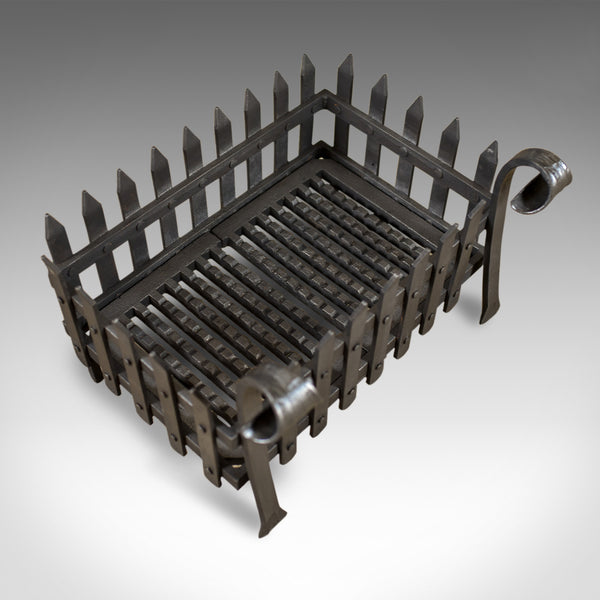 Cast Iron Fire Basket in Georgian taste, Free Standing Fireplace Grate - London Fine Antiques