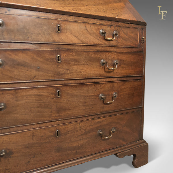 Georgian Antique Bureau, 18th Century Mahogany Desk, c.1770 - London Fine Antiques