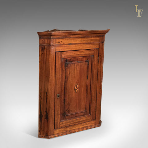 Georgian Corner Cupboard, c.1800 - London Fine Antiques