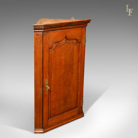 Georgian Hanging Antique Corner Cabinet, c.1780 - London Fine Antiques