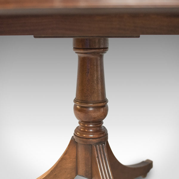 8 Seat Extending Dining Table in Regency Taste, Mahogany - London Fine Antiques