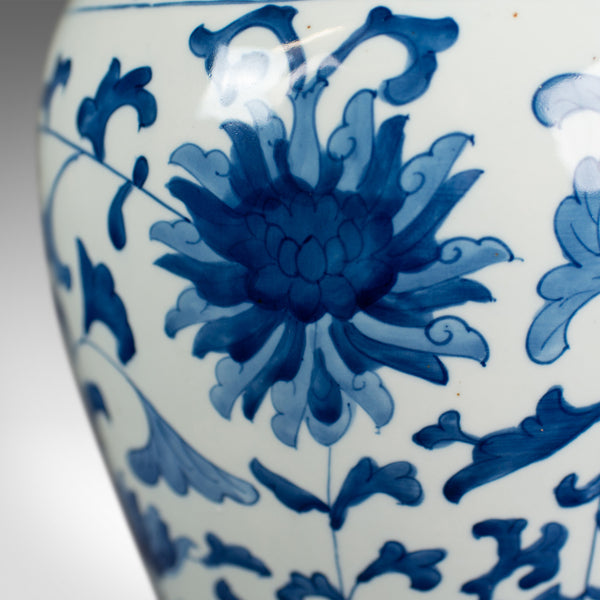 Large Baluster Vase and Cover, Blue & White, Chinese, Ceramic, Urn, C20th - London Fine Antiques