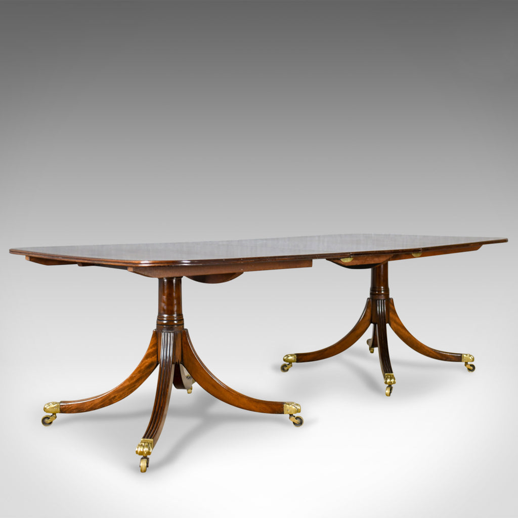 Six to Eight Seat, Extending Dining Table in Regency Taste, Mahogany, C20th - London Fine Antiques