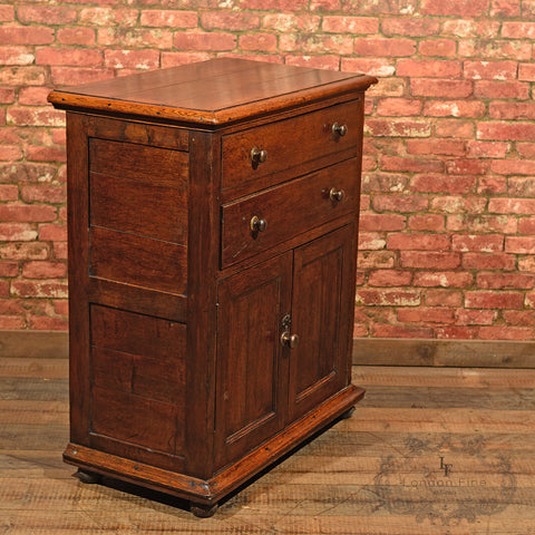 Georgian Linen Press Cupboard, c.1800 - London Fine Antiques